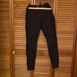 Athleta black summiter tight